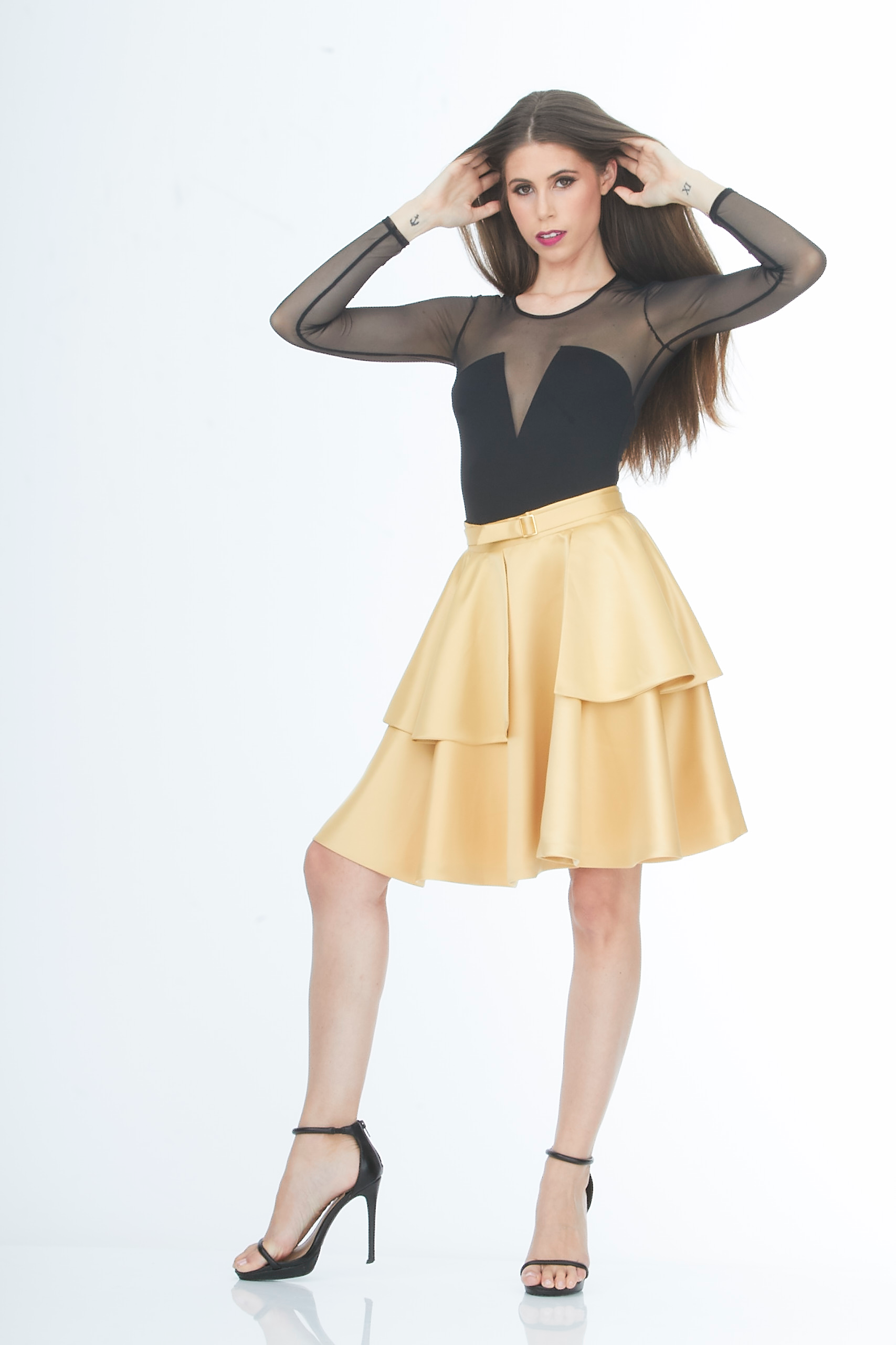 Main Couture the gold siren